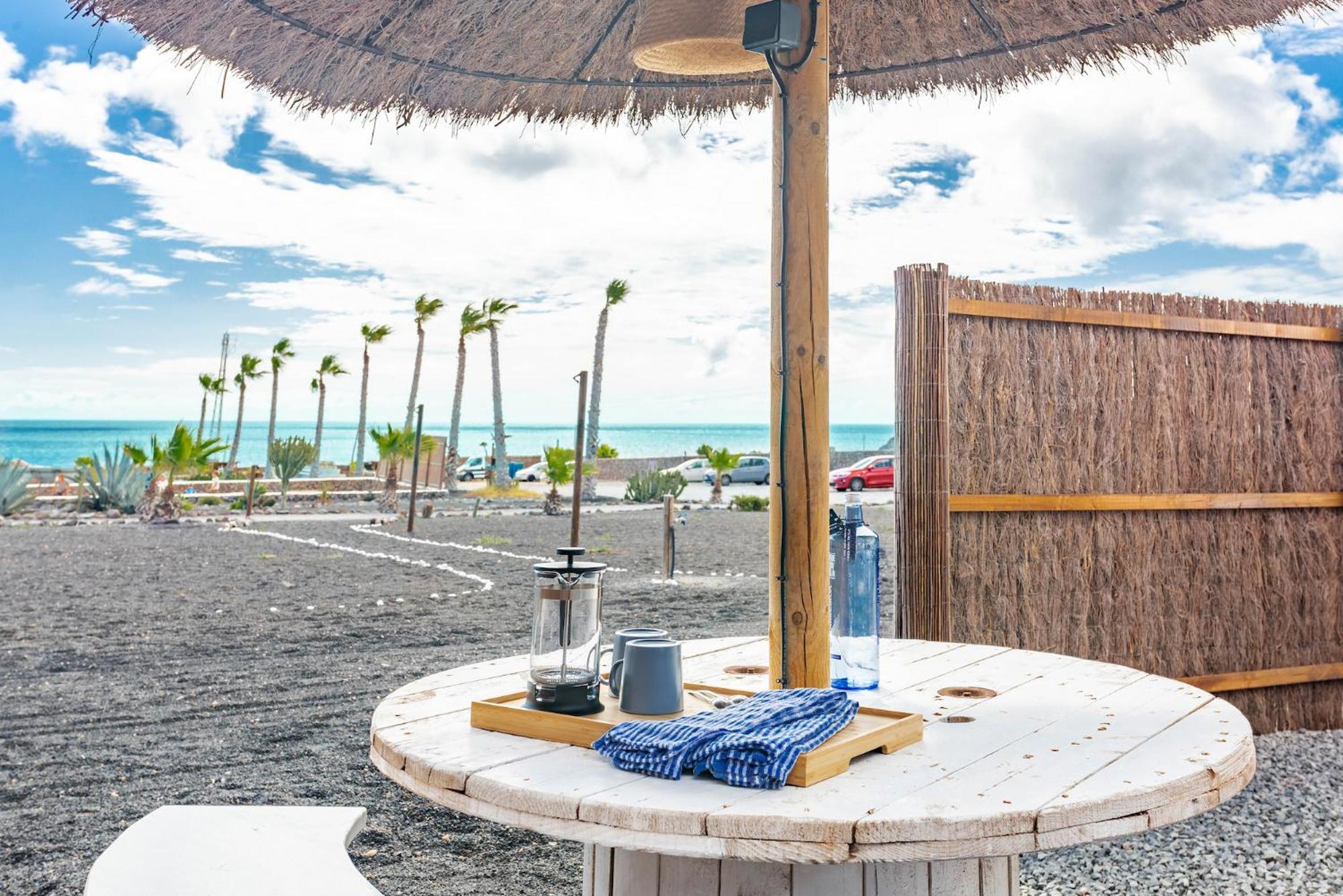 Finca De Arrieta Village - Yurts And Stone Cottages - Shared Pool - Walking Distance To Arrieta Beach - Eco Friendly Tabayesco ภายนอก รูปภาพ