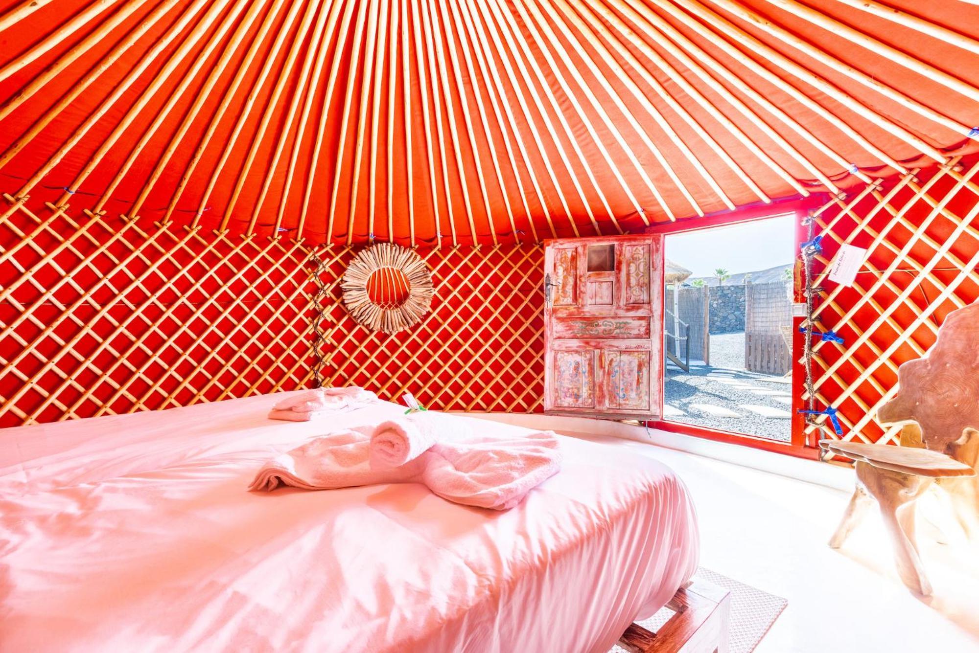 Finca De Arrieta Village - Yurts And Stone Cottages - Shared Pool - Walking Distance To Arrieta Beach - Eco Friendly Tabayesco ภายนอก รูปภาพ